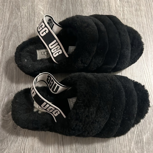 UGG slippers - Picture 2 of 4